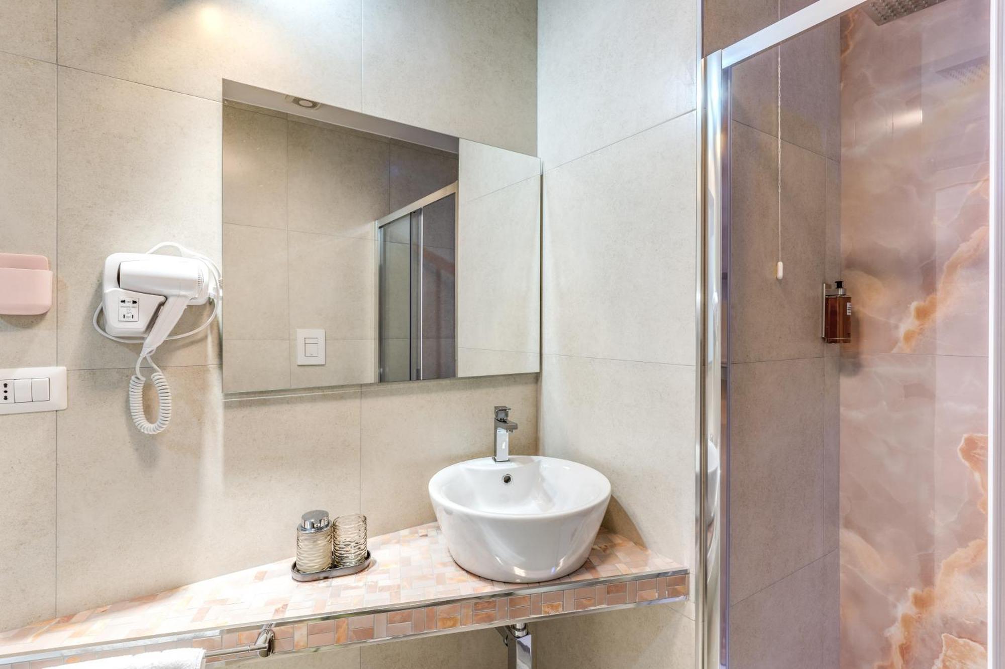 National Square Napoli Otel Dış mekan fotoğraf